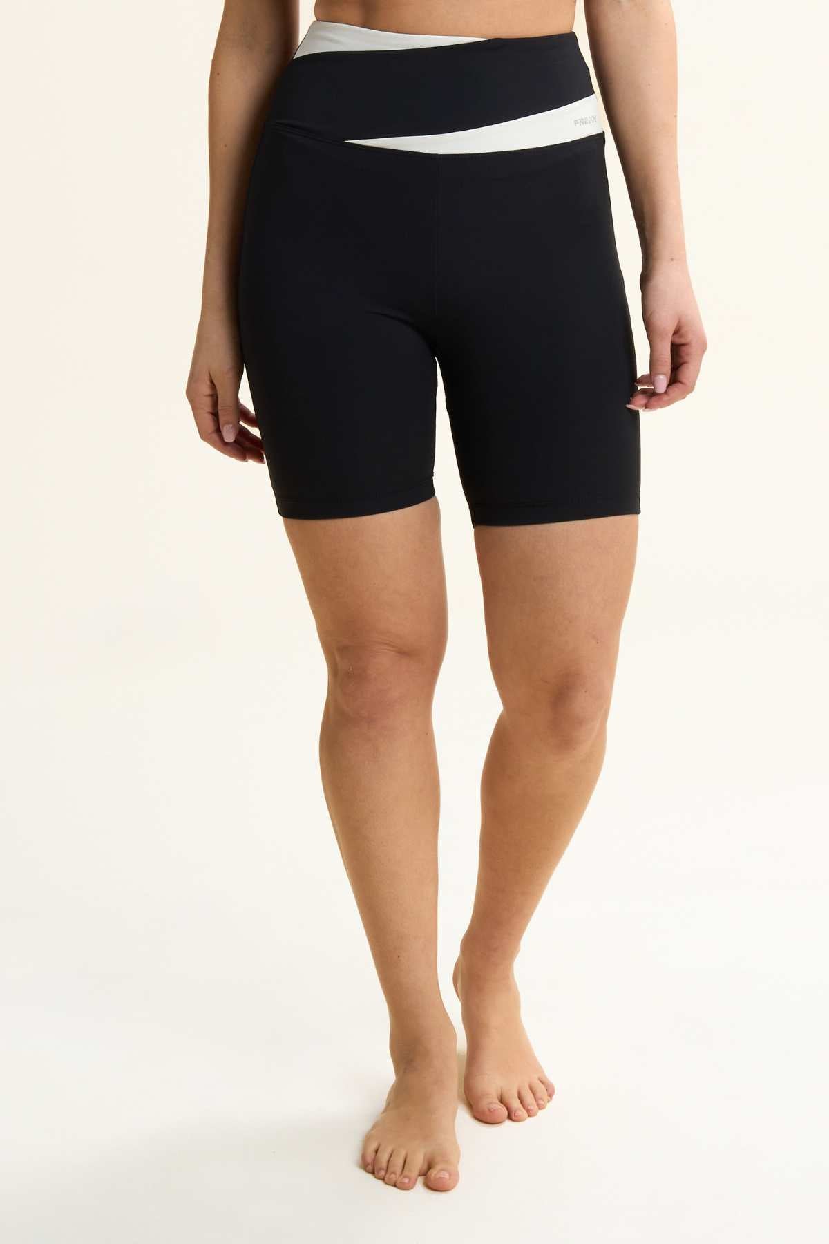 Active DIWO High Rise Fitness Shorts Black & White Crossband Detail