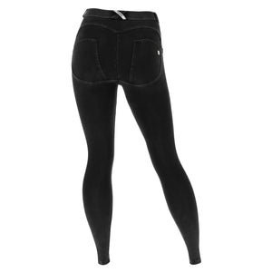 Freddy WR.UP® curvy fit black denim mid rise ankle jeans – view 4